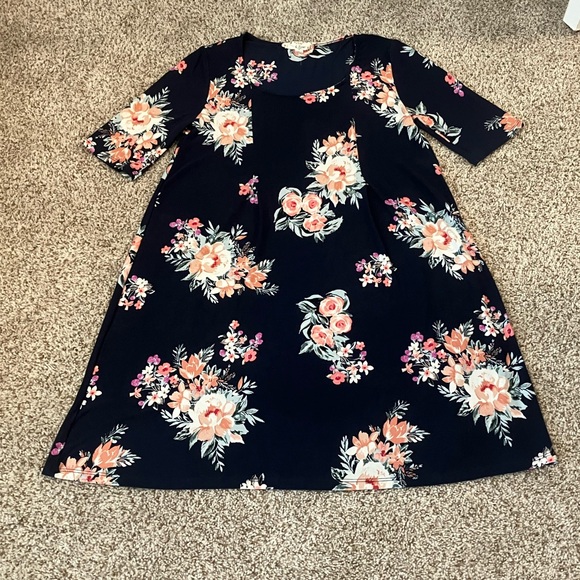 Pink Rose dress - Picture 9 of 9